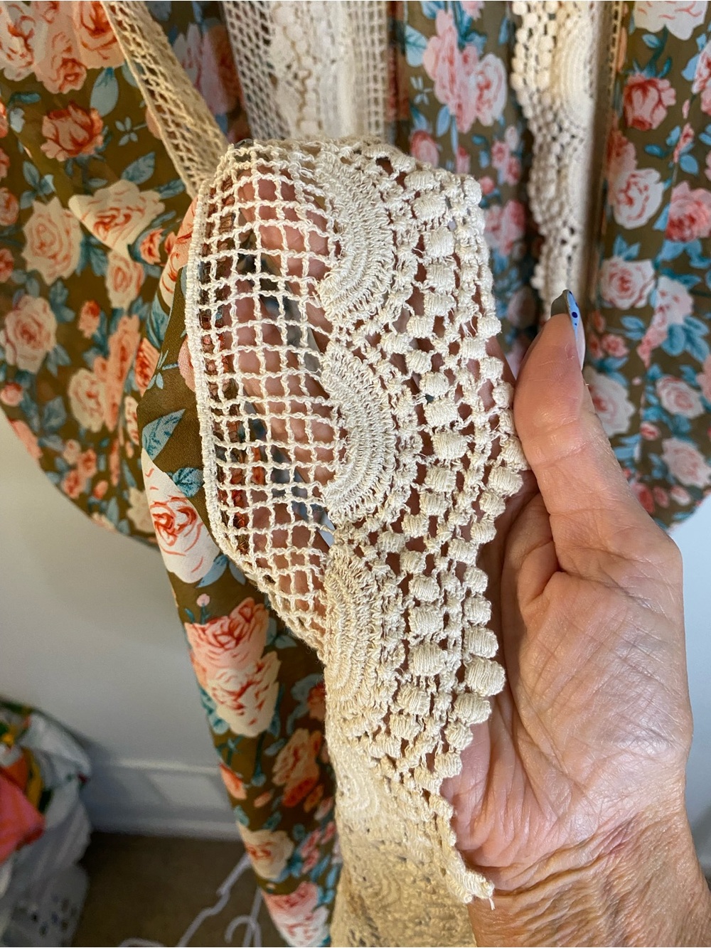 Boho Floral Crochet Trim Kimono Jacket - Olive Floral - Picture 4 of 6